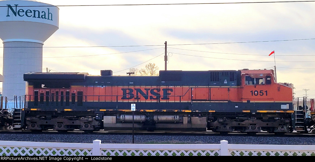 BNSF 1051